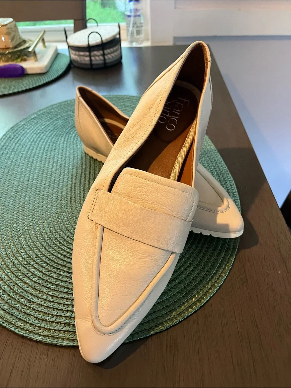 Franco Sarto Eastwood Cream Leather Loafers Sz 7.5 Womens
